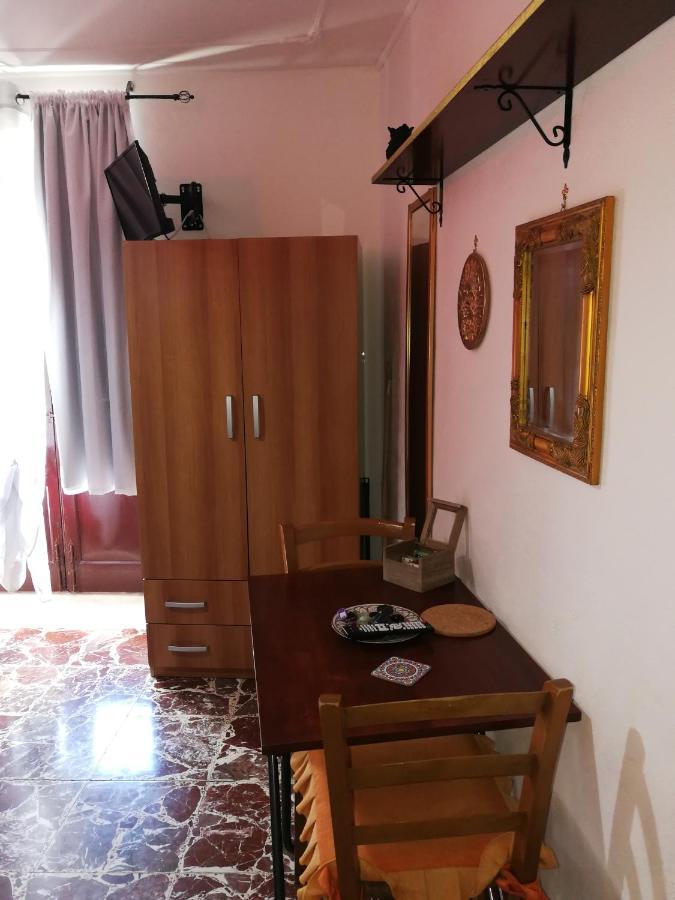 Casa Vacanze Il Girasole กัลตาจีโรเน ภายนอก รูปภาพ