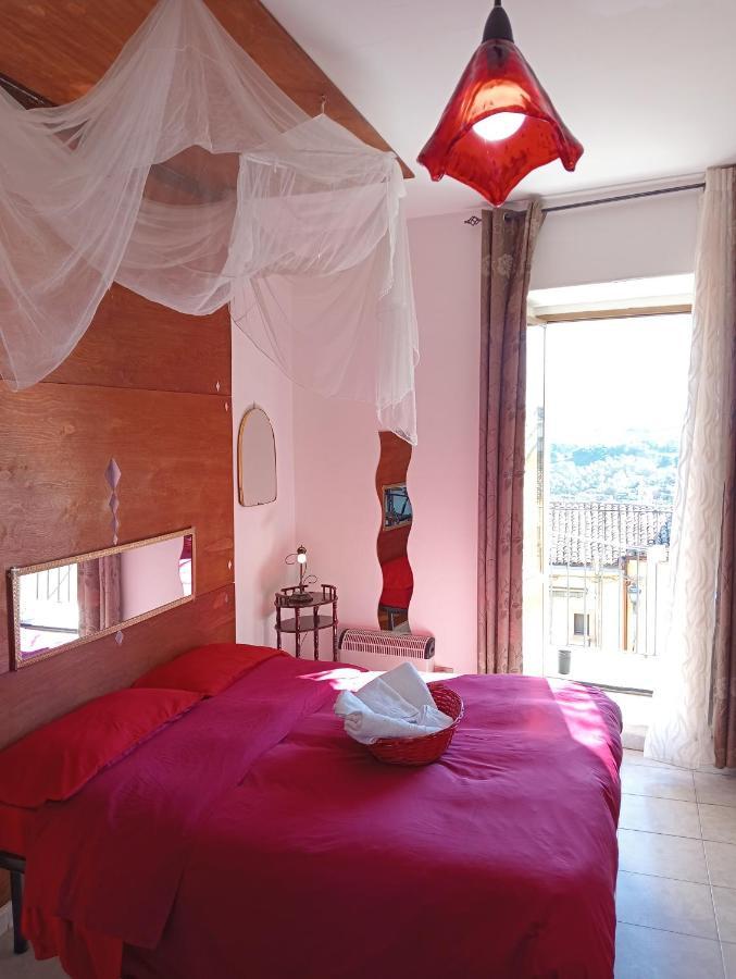Casa Vacanze Il Girasole กัลตาจีโรเน ภายนอก รูปภาพ